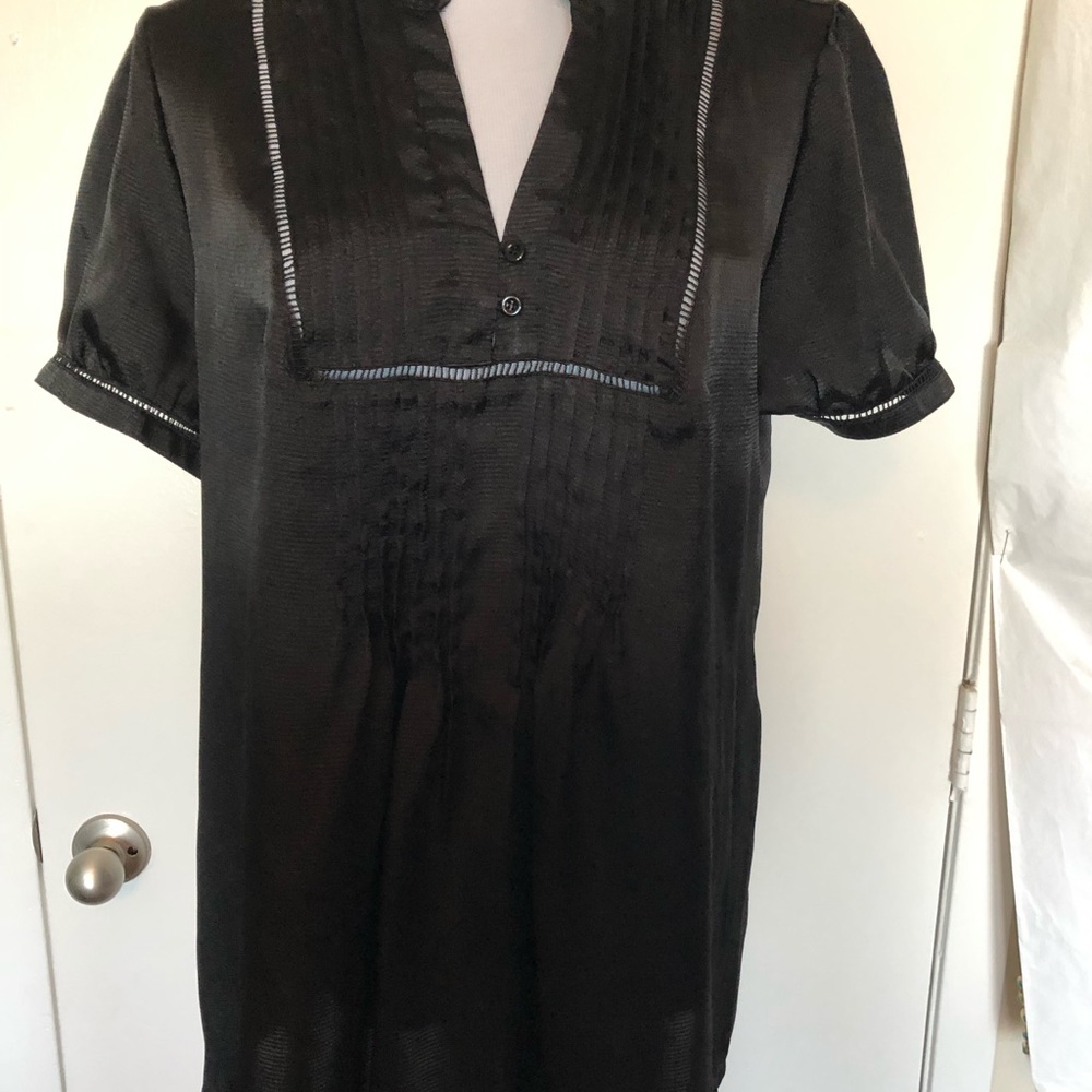 COMO Black Pleated Smock Blouse